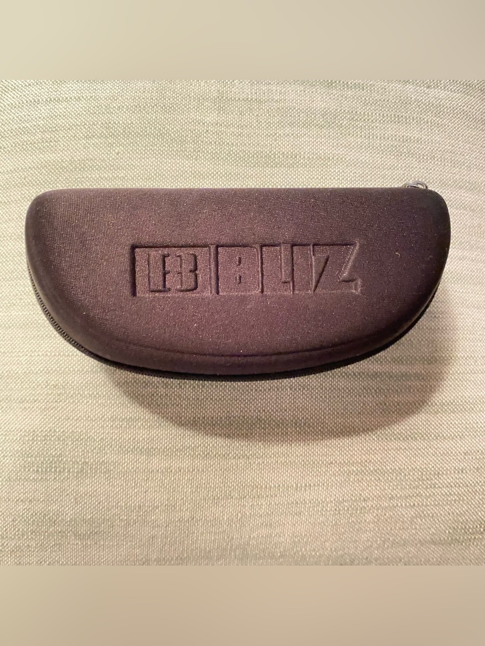 Black Zip Sunglasses Case - Protective Hard Shell